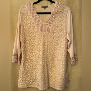 Roz & Ali pink 3/4 sleeve pullover top with lace accents sz. XL